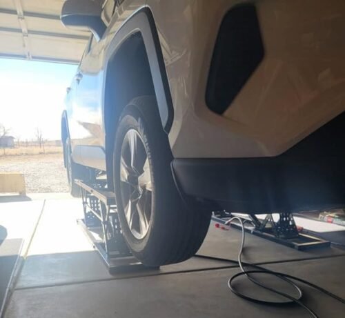 VEVOR Portable Car Lift – 7,000 lbs / 3,175 kg Capacity, 26.8" Max Height, Heavy-Duty Carbon Steel, 120V Scissor Lift for Garage, SUV, and Truck Maintenance photo review