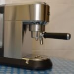 De'Longhi Dedica Style EC685.M Espresso Machine – Slim 15 cm Design, Milk Frother, 15-Bar Pressure, 1L Water Tank, Compatible with Ground Coffee & ESE Pods, Stainless Steel photo review