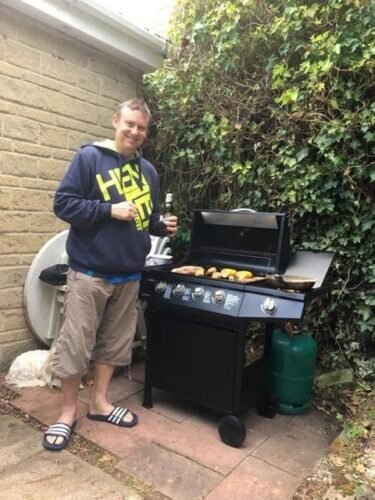 CosmoGrill Original 4+1 Gas Burner BBQ Grill with Side Burner, Warming Rack & Storage - Outdoor Garden Barbecue with Temperature Gauge photo review