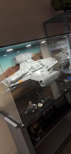 LEGO Star Wars UCS Razor Crest 75331 Ultimate Collectors Series Starship Model, Large Mandalorian Display Set for Adults, Includes Minifigures and Grogu photo review
