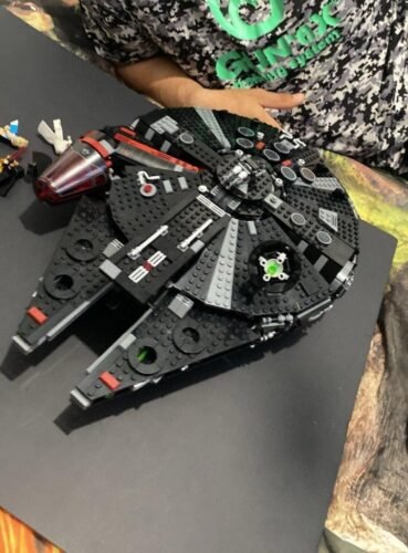 LEGO Star Wars The Dark Falcon 75389 Buildable Starship Set, Millennium Falcon Alternative with 6 Unique Minifigures, Collectible Toy Gift for Kids Aged 10+ and Star Wars Fans photo review