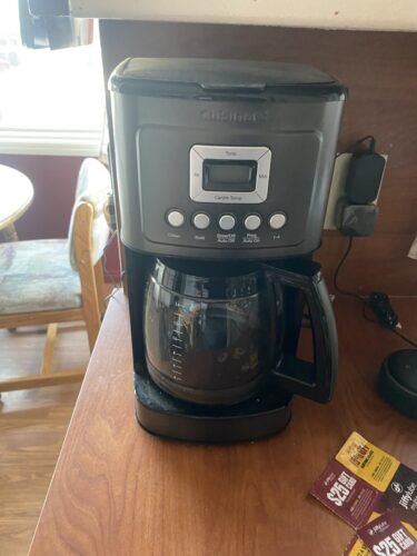 Cuisinart DCC-3200P1 14-Cup Programmable Coffee Maker – Stainless Steel Drip Machine with Brew Strength Control, Glass Carafe, 1–4 Cup Setting & Auto Shut-Off photo review