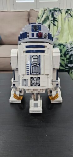 LEGO Star Wars R2-D2 75308 Droid Building Set for Adults, Collectible 3D Display Model with Info Plaque and Hidden Lightsaber, 2314 Pieces photo review