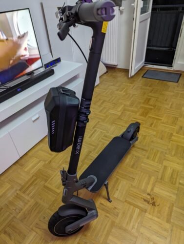 Xiaomi Electric Scooter 5 Series – 60 km Range, 20 km/h Speed, Dual Brakes, App Control, Road-Legal EU E-Scooter for Adults photo review