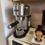 De'Longhi Dedica Style EC685.M Espresso Machine – Slim 15 cm Design, Milk Frother, 15-Bar Pressure, 1L Water Tank, Compatible with Ground Coffee & ESE Pods, Stainless Steel photo review