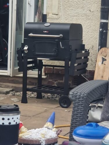 CosmoGrill Outdoor XL Charcoal Smoker BBQ Grill – Adjustable Charcoal Pan, Built-in Thermometer, 2 Side Tables, Chimney & Wheels – Portable Garden Barbecue Smoker photo review