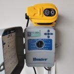 200 W Power Inverter for DEWALT 20 V Batteries – DC 20 V → AC 110 V Pure Sine Wave, Portable Battery-Powered Generator with 1 AC Outlet, 2 USB-A, 1 USB-C & 200 LM LED Work Light photo review