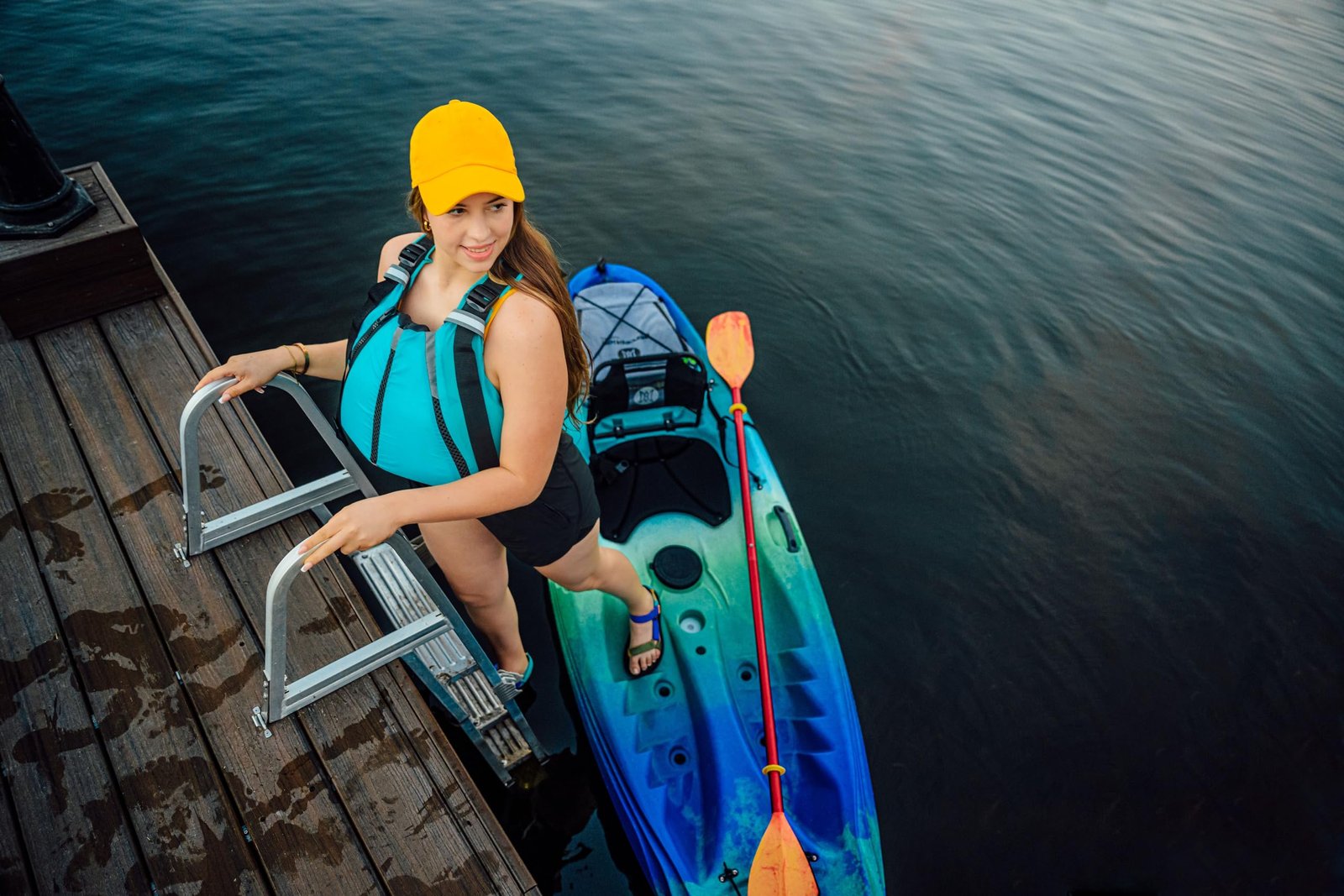 Perception Tribe 9.5′ Sit-On-Top Recreational Kayak – Adjustable Framed Seat & Ample Storage (Déjà Vu) - Image 25