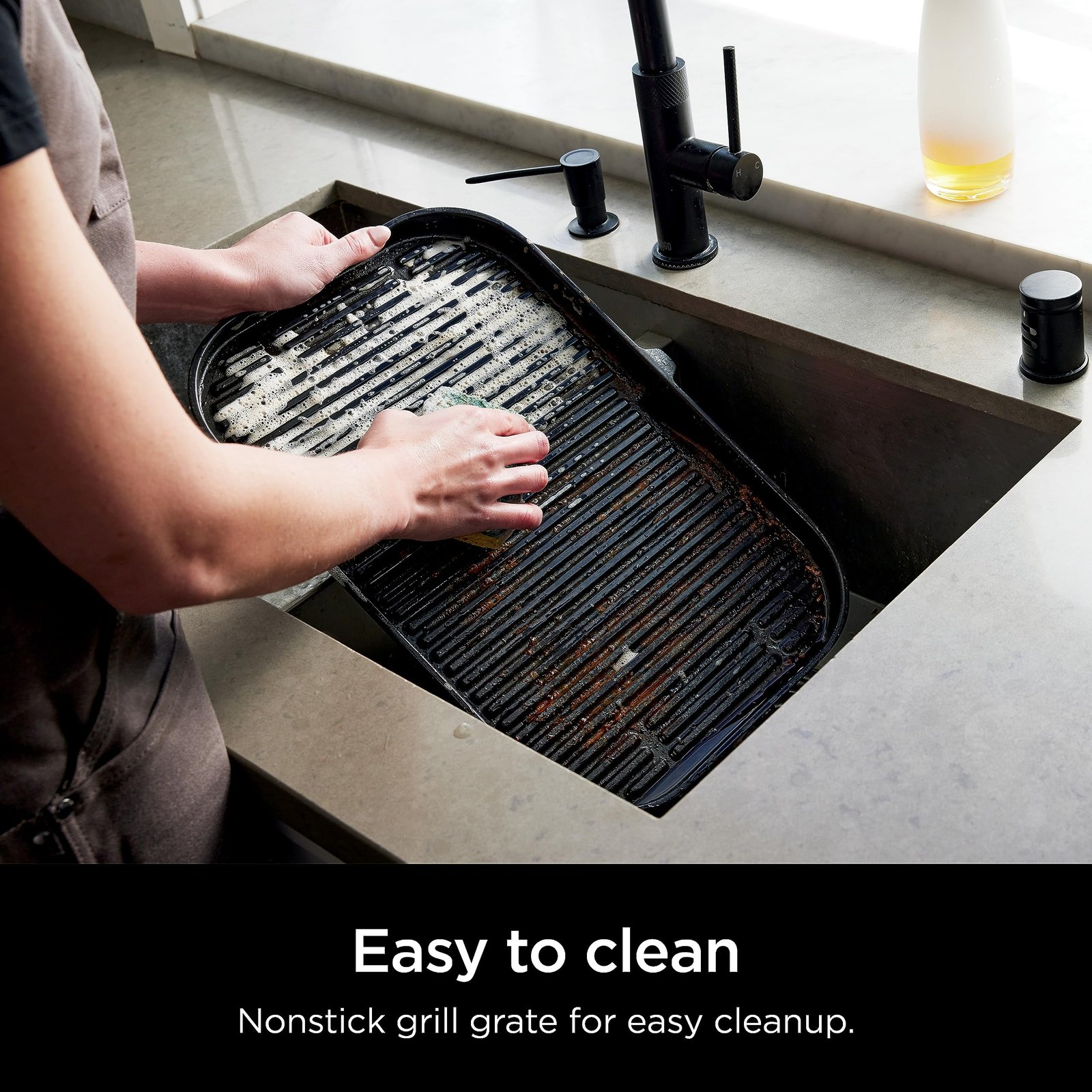 Ninja Woodfire Pro XL OG850 Electric Outdoor Grill and Smoker – 4-in-1 Portable BBQ with Built-In Thermometer, Air Fry, Bake, and Real Woodfire Flavor – Stainless Steel, 22-Inch, Dark Grey - Image 9