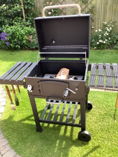 CosmoGrill Outdoor XL Charcoal Smoker BBQ Grill – Adjustable Charcoal Pan, Built-in Thermometer, 2 Side Tables, Chimney & Wheels – Portable Garden Barbecue Smoker photo review