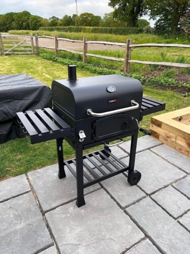 CosmoGrill Outdoor XL Charcoal Smoker BBQ Grill – Adjustable Charcoal Pan, Built-in Thermometer, 2 Side Tables, Chimney & Wheels – Portable Garden Barbecue Smoker photo review